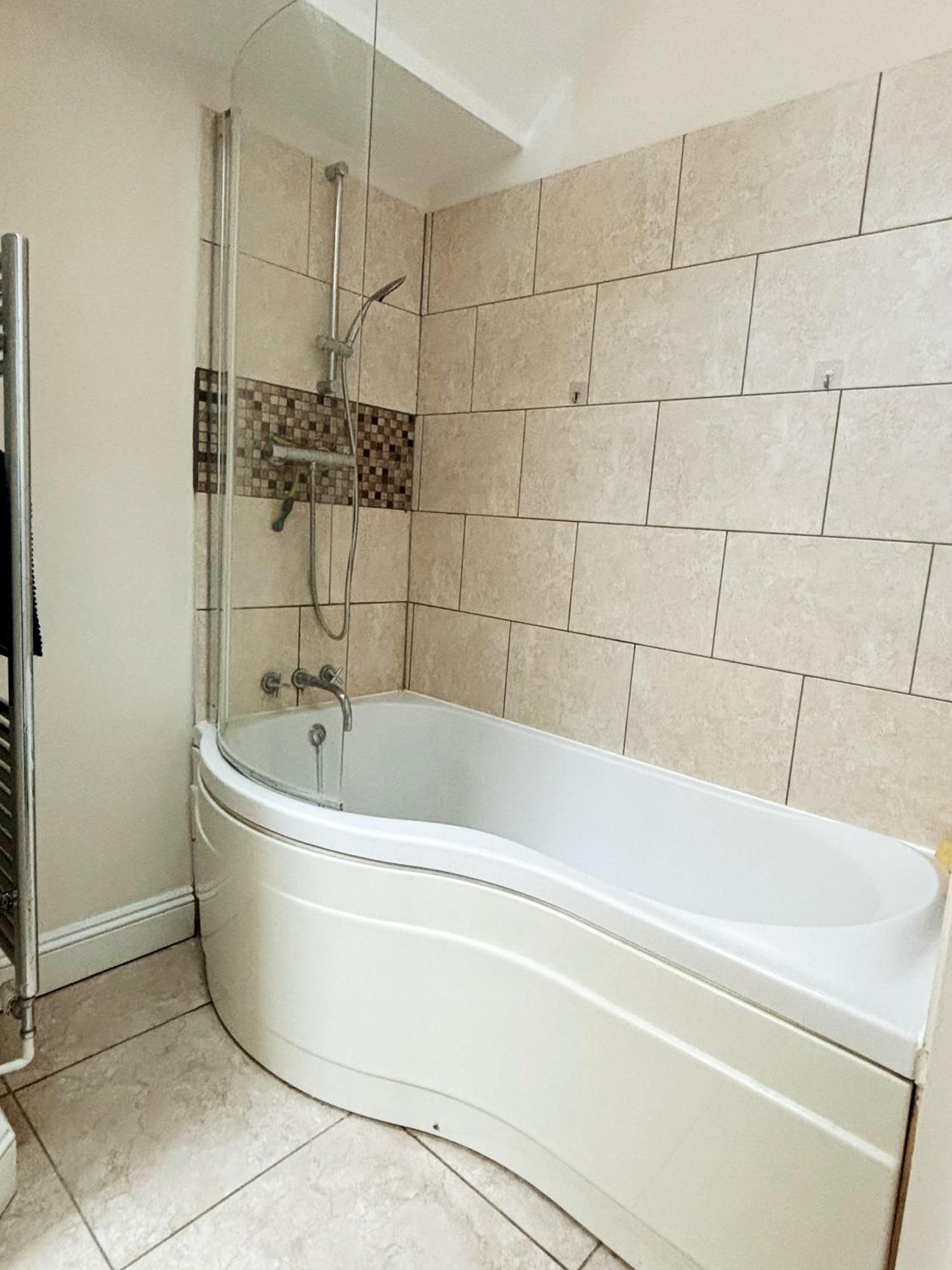 Spacious Town-Centre Apartment With Stunning Views Great Malvern Kültér fotó